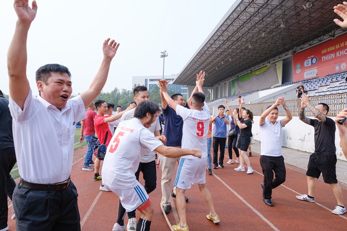 Rực rỡ sắc màu CADI-SUN